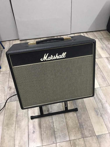 Amplificador Valvular Marshall Class 5