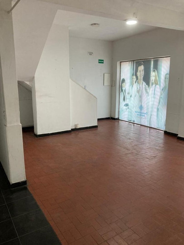 Imagen 6 de 19 de Local Y Oficinas A Metros De Tribunales De San Martin