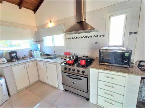 Imagen 5 de 20 de Venta De Excelente Casa En Las Lomas De Miramar