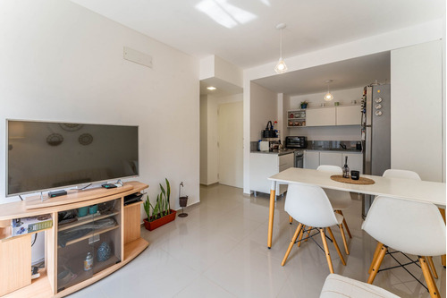Departamento 3 Amb Balcón Y Parrilla. Amenities