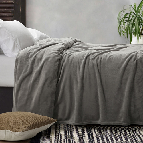 Frazada King Size Flannel Premium Tacto Súper Suave Degas Gris Oscuro Liso