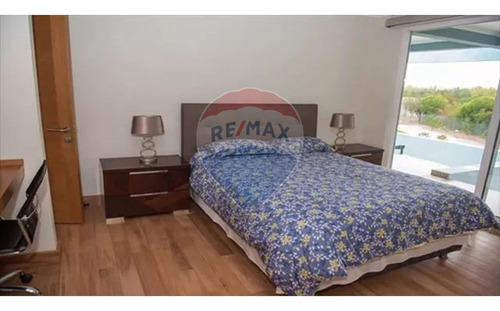 Exclusiva Casa En Chicureo 6d+3b 12 Estac+bodega