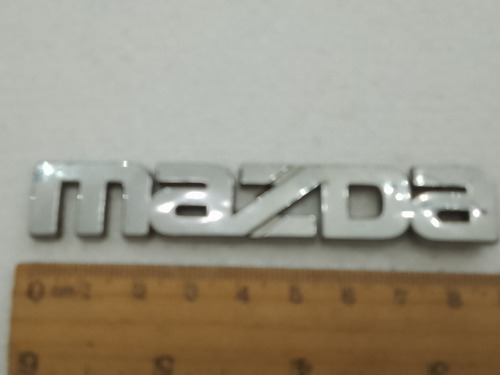 Emblema Mazda Letras Original Usado Sin Pegamento (Usado)