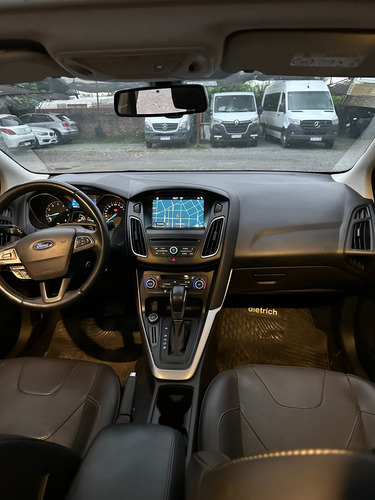 Ford Focus III 2.0 Sedan Se Plus At6
