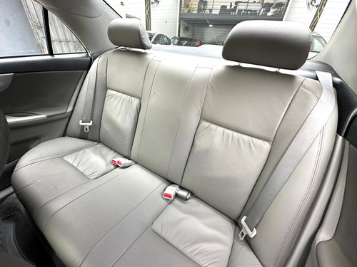 Toyota Corolla 1.8 GLI 16V FLEX 4P MANUAL