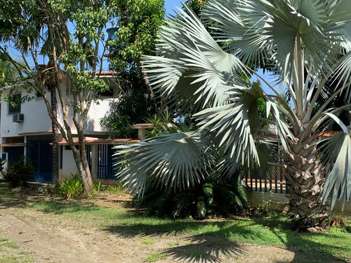 Playa Dorada Conjunto Privado En Machurucuto Edo Miranda