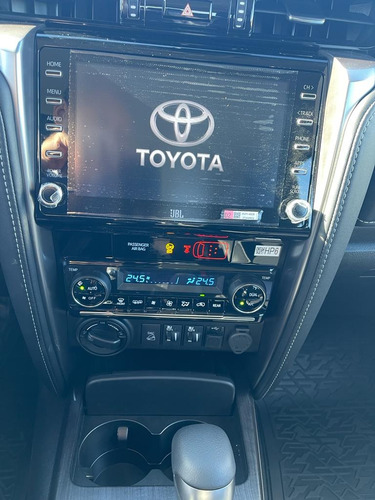 Imagen 13 de 20 de Toyota Sw4 Srx 7 Asientos Automatica 204 Cv Gris Oscuro