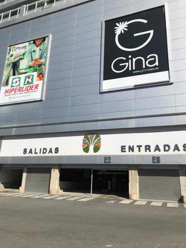 Imagen 3 de 8 de Local Comercial En Venta, Parque Cerro Verde