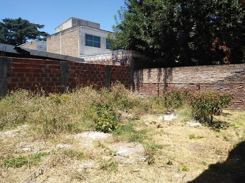 Lote Con Reformas