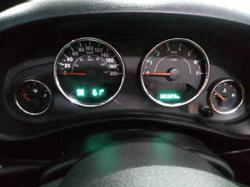 Imagen 14 de 15 de Jeep Wrangler 2018 5p Unlimited Jl Sport V6/3.6 Aut