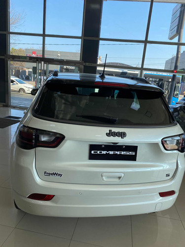 Jeep Compass serie-S