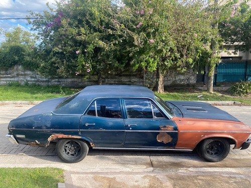 Chevrolet Chevy 4 puertas