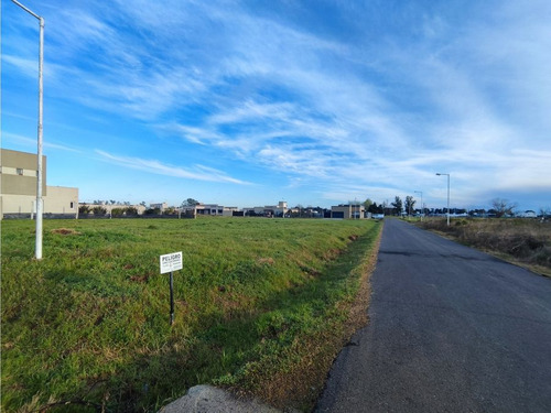 Hermoso Lote A La Venta En Barrio Los Alamos 1, Lujan