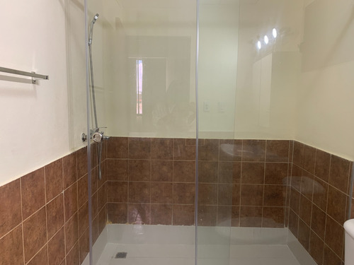 Apartamento En Venta Para Inversión Con Inquilino En El Vergel, Santo Domingo