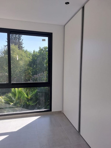 Imagen 16 de 18 de Venta De Complejo/condomino Gabriela Mistral | Ituzaingo N