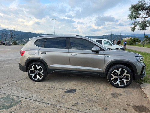 Volkswagen Taos 1.4 250 Tsi Highline Tiptronic