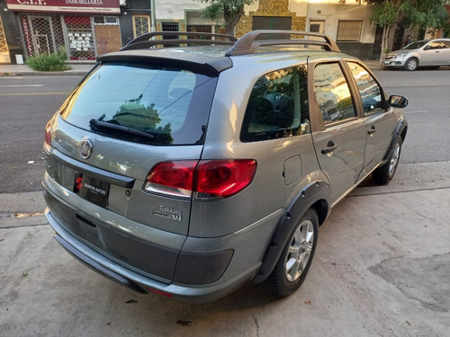 Fiat Palio 1.4 Weekend Trekking 2011 /bareinautos