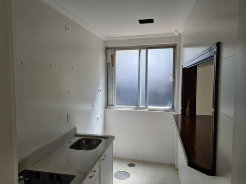 Imagem 5 de 11 de Apartamento À Venda No Bairro São João - Porto Alegre/rs - O-27497-44814
