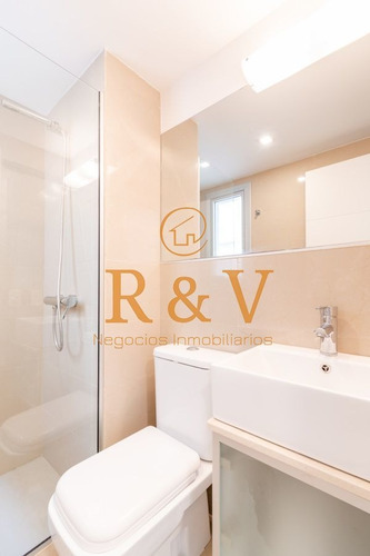 Imagen 23 de 28 de Apartamento De Tres Dormitorios En Suite En Alquiler Con Vista El Mar En Primera Lãnea Playa Brava