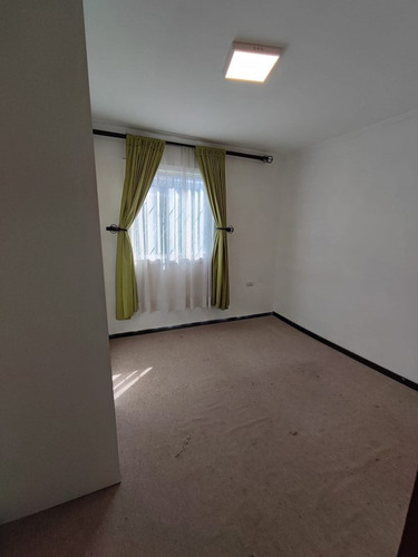 Amplia Casa En Arriendo - Paine