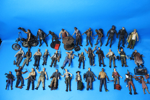 Rick Grimes The Walking Dead Mcfarlane Toys Figura Serie 4 (Usado)