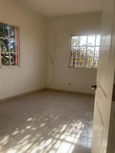 Se Alquila Apartamento En San Isidro