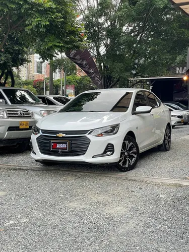 Chevrolet Onix 1.0T Premier Sedan At