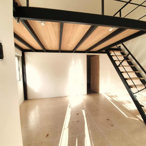 Vendo Apto Tipo Loft Reciclado, Ubicado En Barrio Aguada!!