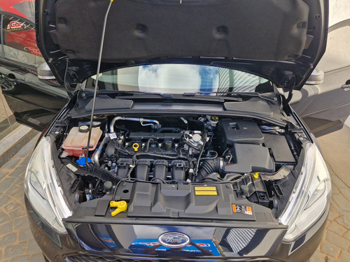 Ford Focus 2.0 SE PLUS 16V FLEX 4P POWERSHIFT