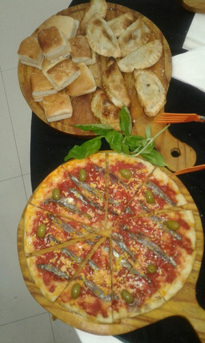 Pizza Party Pernil. Lunchs. Bondiola. Catering