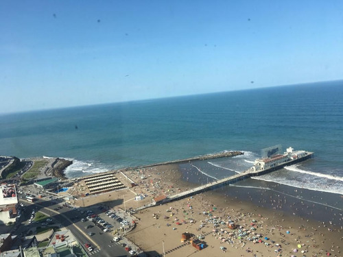 Imagen 6 de 14 de 2 Ambientes Vista Plena Al Mar Reciclado Frente Al Casino!