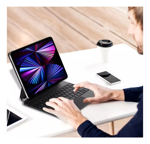 Teclado Magic Keyboard Español Para iPad 11th Generacion A16