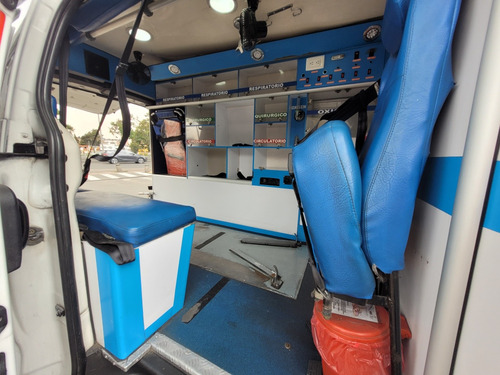 Hyundai Starex 2.5 H1 Ambulancia
