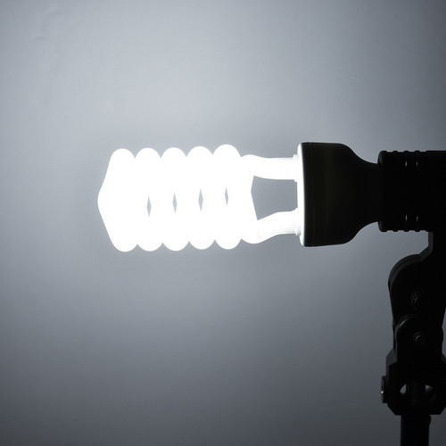 Bombilla Fluorescente 120v 45w 5500k Luz Diurna Casquillo E2
