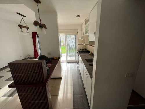Imagen 2 de 13 de Venta De Ph 2 Ambientes En Monte Castro