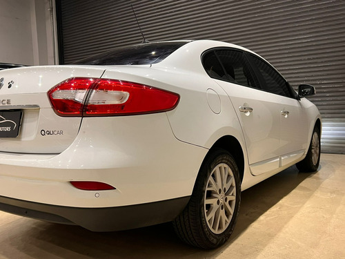 Renault Fluence 2.0 Dynamique Plus X-tronic Hi-flex 4p