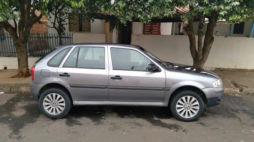 Imagem 2 de 5 de Volkswagen Gol 2006 1.0 Plus Total Flex 4p