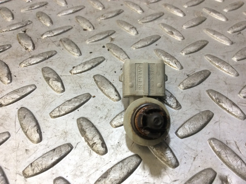 Sensor Temperatura Aire Multiple Admision Stepway 1.6 10-15 (Usado)