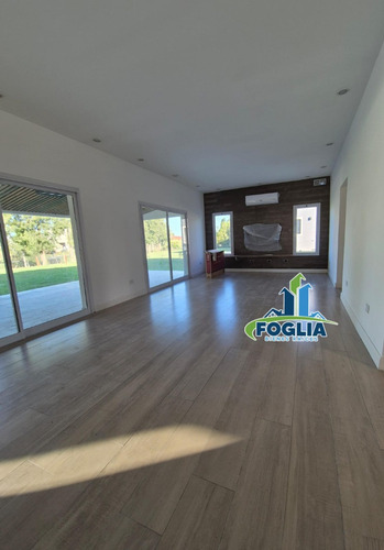Venta De Casa 5 Ambientes Barrio San Lucas