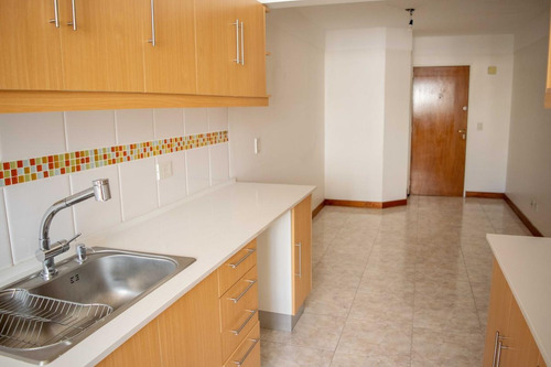 Imagen 5 de 19 de Departamento - Mart.-vias/santa Fe