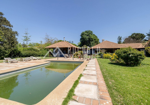Limache, Espectacular Casa Familiar En Terreno De 6500mt
