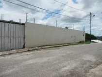 Comprar Raiza Suarez Vende Gran Terreno Con Construcción, Terreno De 3 Niveles, Gaviones, Muro De Contención,  Hermosa Vista Panorámica, Excelente Zona Para Construir, Gran Oportunidad. Cod  2  3   6  7  9  7