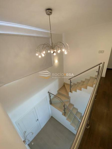 Casa En Venta En Barrio Santa Ana Moreno