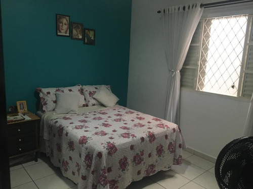Vende-se Casa Com 166m² De Área Útil No Bairro Campos Elíseos Em Ribeirão Preto-sp, Com 2 Dormitórios, 2 Vagas De Garagem, Sala Ampla, Com Armários - Ca00238 - 69011607