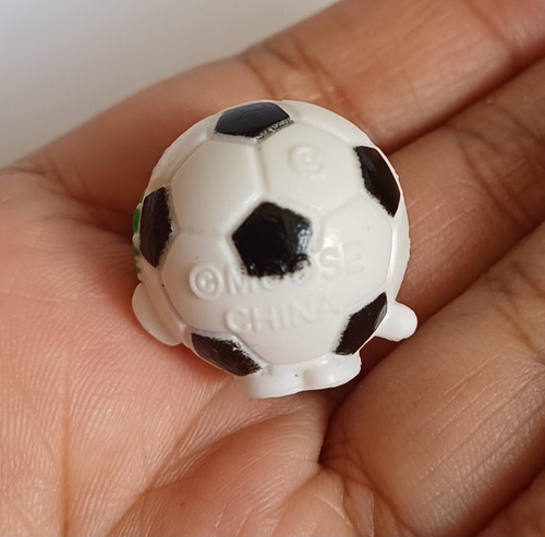 Mini Figura Shopkins Balón Sadie Soccerball (Usado)