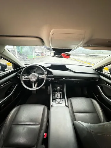 Mazda 3 2.0 Touring