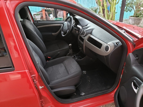 Renault Sandero 1.6 Expression Hi-torque 5p 2011