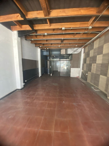 Gran Local Com. Para Restaurante U Otro Giro 183m2 Ampliable