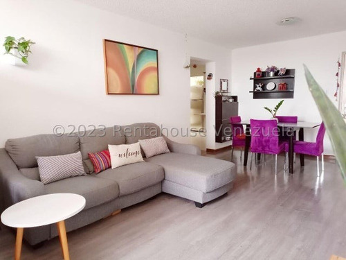 Apartamento En Venta En Los Dos Caminos 24-1033 Cs