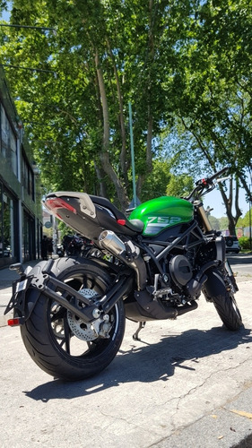 Imagen 8 de 16 de Benelli 752s Naked Brembo/marzocchi Agrobikes Prend Bbva 12c